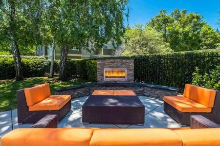 Experience Sacramento With Tranquil Lakeside Views Luaran gambar
